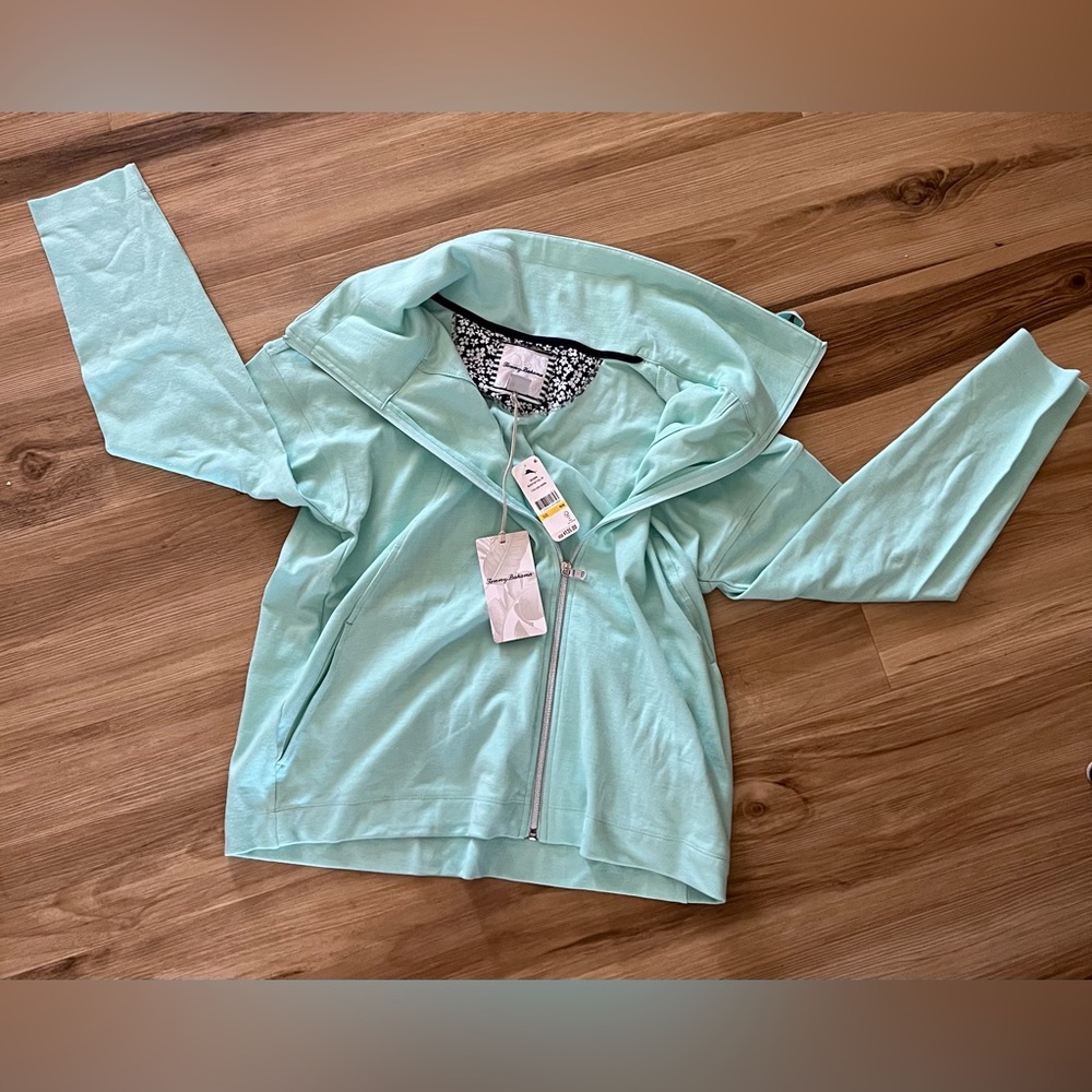 NWT Tommy Bahama mint full zip hooded sweatshirt size medium.
